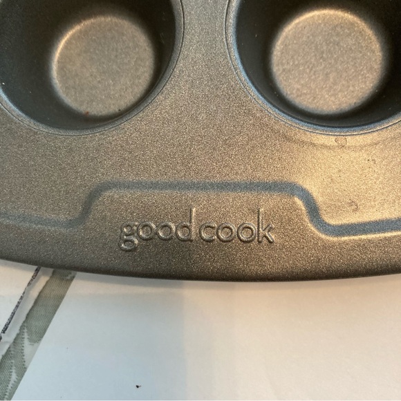 Good Cook Mini Muffin Tin 24 Muffins - Picture 6 of 7